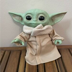 Hasbro Star Wars Baby Yoda The Child Grogu Talking Plush